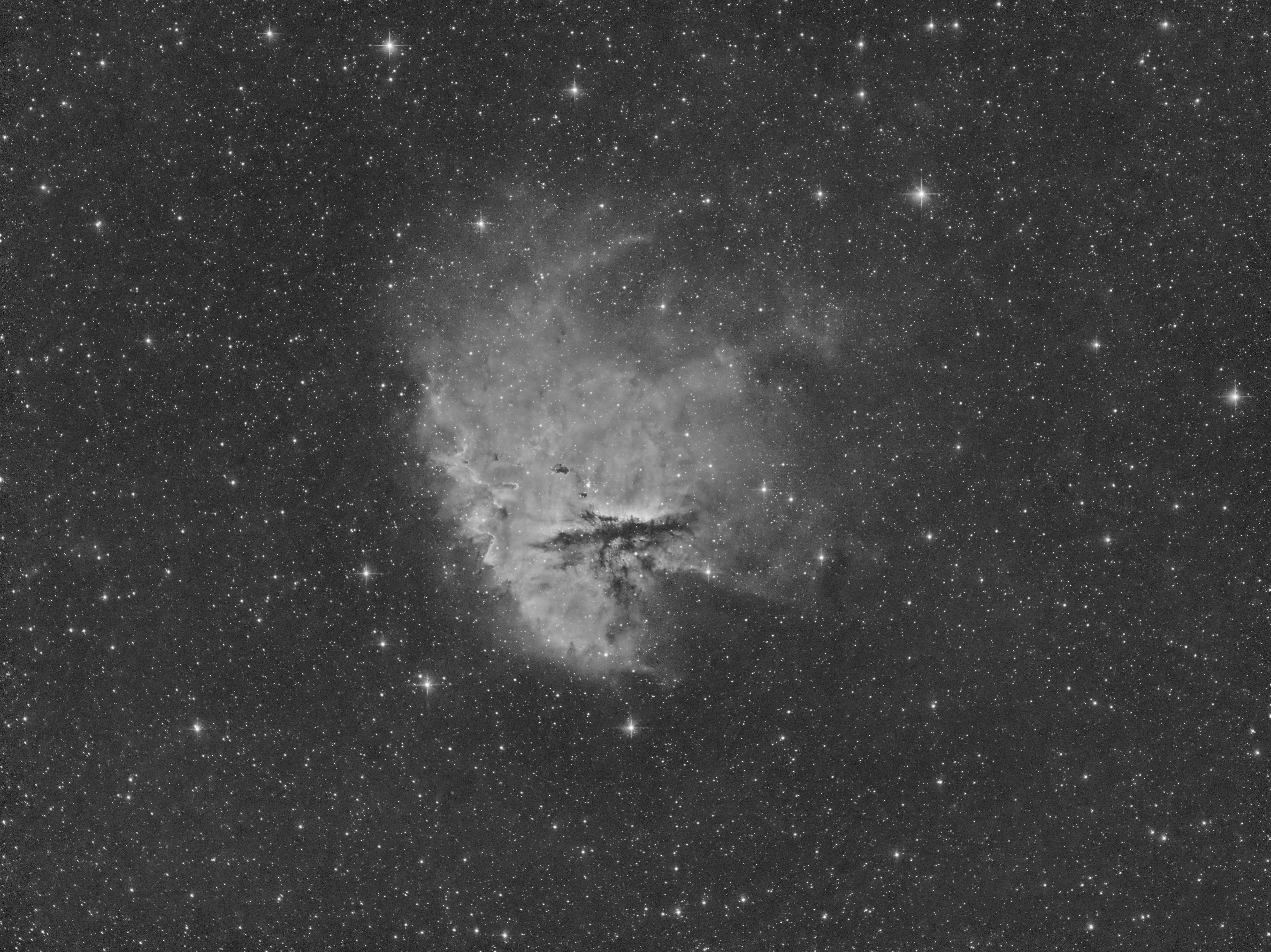 NGC281_5hr5min_Ha_DBE_BxT_NxT_HistoTransX3_HDRMST_LHE.jpg